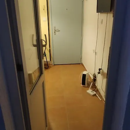 стоенчо хаджииванов,10 Apartment *